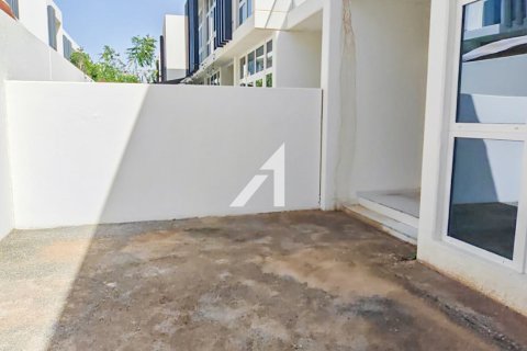 Vila di The Roots Akoya Oxygen, Dubai, UAE 3 bilik tidur, 152 meter persegi № 700367 - foto 17