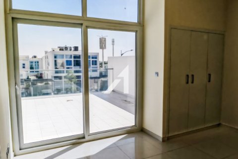 Vila di The Roots Akoya Oxygen, Dubai, UAE 3 bilik tidur, 152 meter persegi № 700367 - foto 12