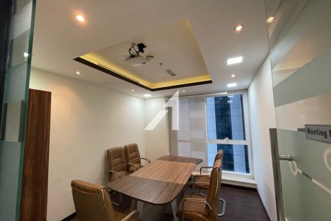 Kancelária v Sheikh Zayed Road, Dubai, SAE 98 m2 č. 700368 - Fotografia 2