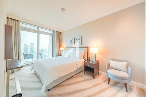 Apartment in Downtown Dubai (Downtown Burj Dubai), UAE 3 bedrooms, 208 sq.m. № 700366 - photo 14