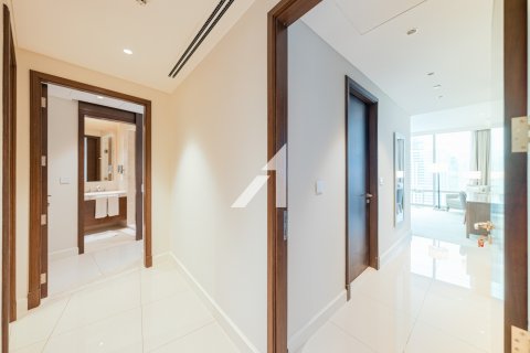 Apartment in Downtown Dubai (Downtown Burj Dubai), UAE 3 bedrooms, 208 sq.m. № 700366 - photo 13