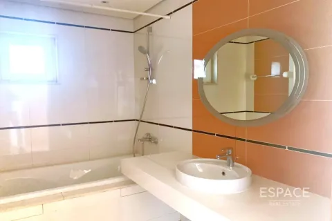 Vila u Al Furjan, Dubai, UAE 3 spavaćih soba, 301 m2 Br. 649565 - fotografija 11