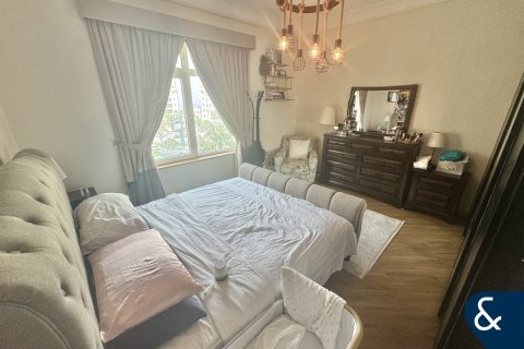 דירה למכירה ב Palm Jumeirah, Dubai, איחוד האמירויות  2 חדרי שינה, 147 מ"ר, מספר 667699 - תמונה 6