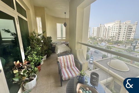 דירה למכירה ב Palm Jumeirah, Dubai, איחוד האמירויות  2 חדרי שינה, 147 מ"ר, מספר 667699 - תמונה 9