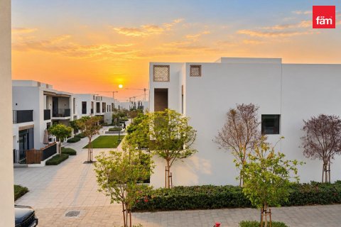 Maison de ville à vendre à Dubai, EAU 3 chambres, 120.3 m2 № 769162 - photo 5