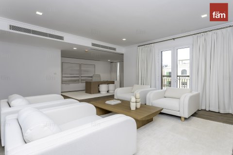 Kuća u nizu u gradu Dubai, UAE 5 spavaće sobe, 633.9 m2 Br. 669778 - Slika 8