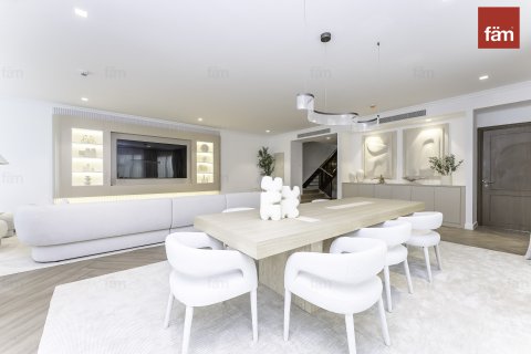 Kuća u nizu u gradu Dubai, UAE 5 spavaće sobe, 633.9 m2 Br. 669778 - Slika 23