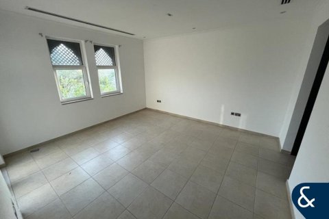 فيلا للبيع في Jumeirah Park، دبي، الإمارات العربية المتحدة 3 غرفة نوم ، 285 متر مربع ، رقم 666234 - صورة 9