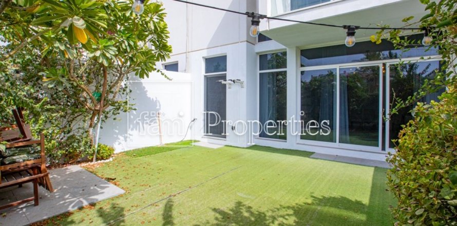 Townhouse in Dubai, UAE 3 bedrooms, 200.6 sq.m. № 719923