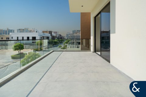Vilë në Mohammed Bin Rashid City, Dubai, Emiratet e Bashkuara Arabe 6 dhoma gjumi, 746 m2. № 671160 - Foto 15