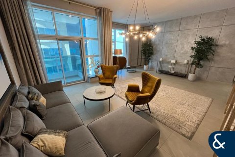 Lägenhet till försäljning i Dubai Marina, Dubai, UAE 3 sovrum, 229 kvm Nr. 671162 - fotografi 2