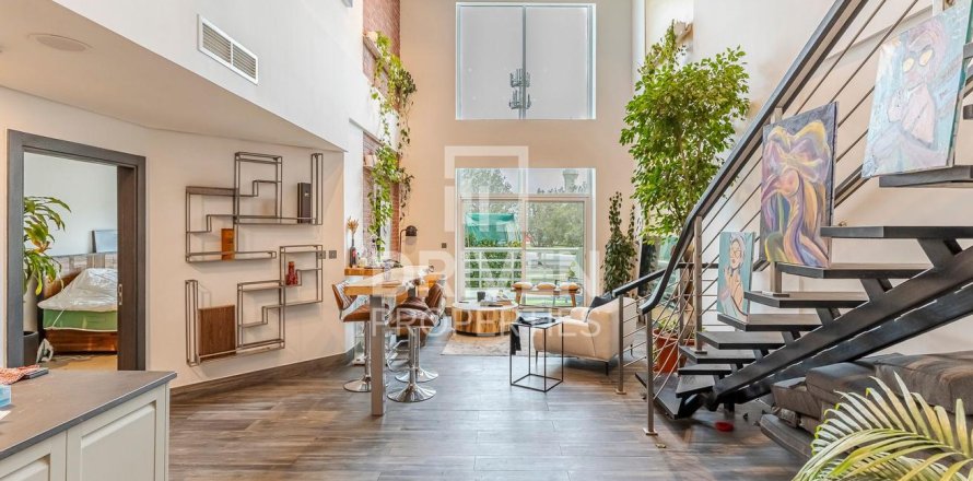 Apartamento en Jumeirah Islands, Dubai, EAU 2 dormitorios, 198 m² № 655247