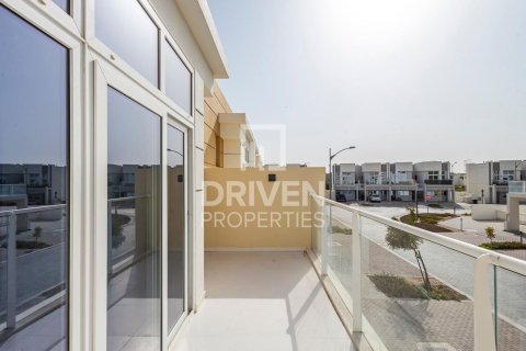 Rijtjeshuis te huur in DAMAC Hills (Akoya by DAMAC), Dubai, VAE 3 slaapkamers, 160 vr.m., nr 655245 - foto 14