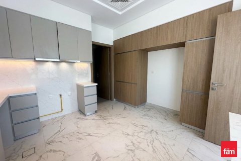 Al Furjan, Dubai, UAE의 임대용 빌라 침실 4개, 521.9제곱미터 번호 713250 - 사진 8
