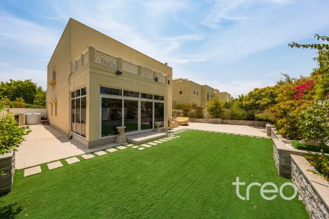 Villa Meadows, Dubaijā, AAE 4 istabas, 373.28 m2 Nr. 761307 - attēls 1