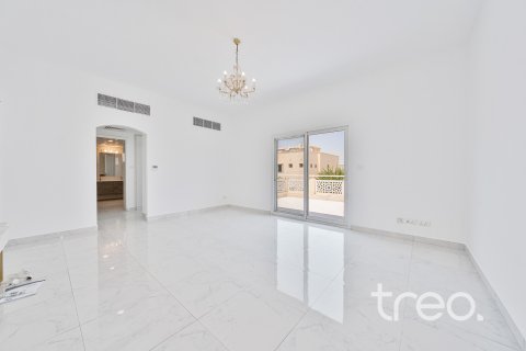 Villa Meadows, Dubaijā, AAE 4 istabas, 373.28 m2 Nr. 761307 - attēls 10