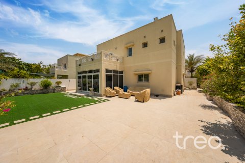 Villa Meadows, Dubaijā, AAE 4 istabas, 373.28 m2 Nr. 761307 - attēls 16
