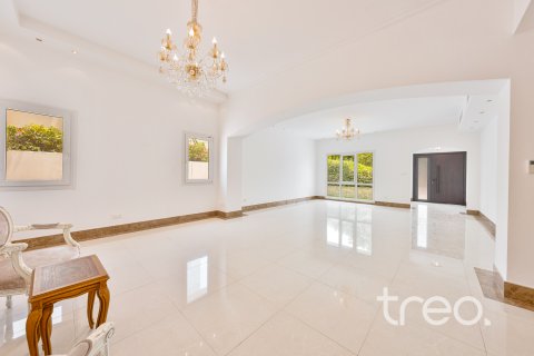 Villa Meadows, Dubaijā, AAE 4 istabas, 373.28 m2 Nr. 761307 - attēls 2