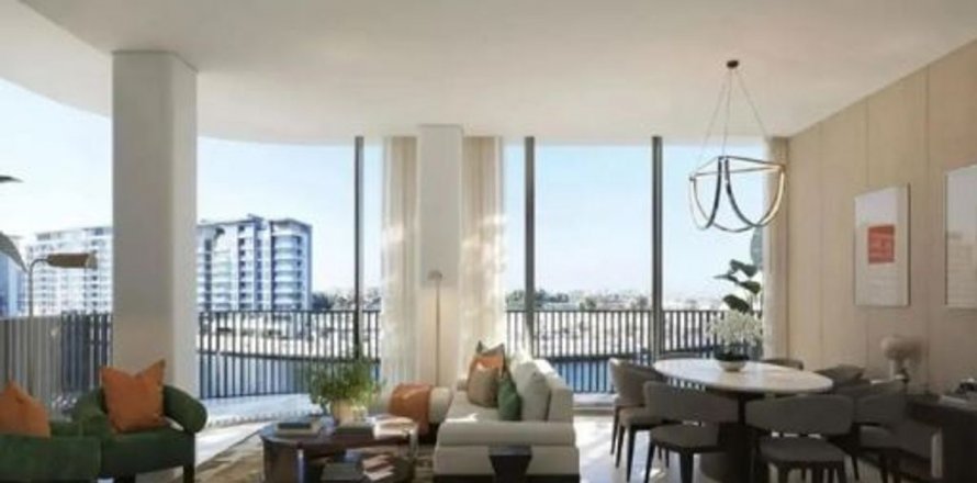 Apartment in Al Wasl, Dubai, UAE 4 bedrooms, 339.9 sq.m. № 634585