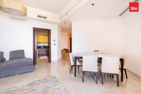 Apartment in Palm Jumeirah, Dubai, UAE 2 bedrooms, 163.2 sq.m. № 634583 - photo 4