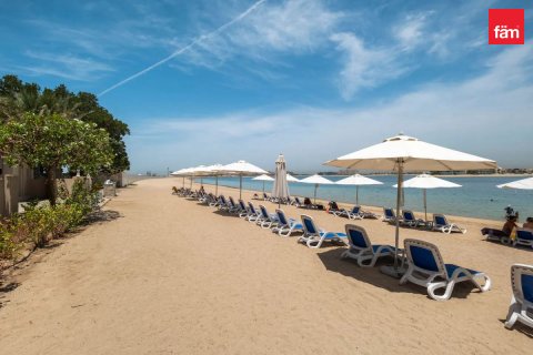 Apartment in Palm Jumeirah, Dubai, UAE 2 bedrooms, 163.2 sq.m. № 634583 - photo 5