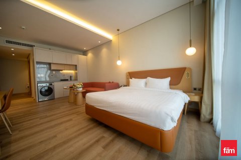 Apartment in Dubai, UAE 36 sq.m. № 634586 - photo 16