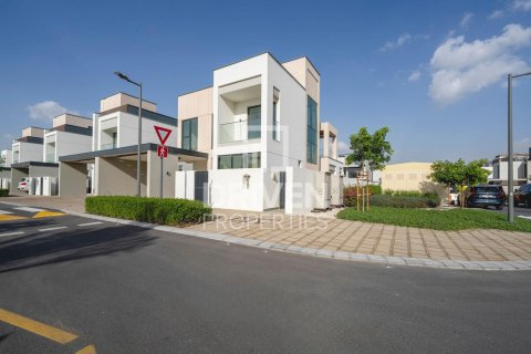 Villa til leje i Arabian Ranches 3, Dubai, UAE 4 soveværelser, 381 kvm № 684084 - foto 25