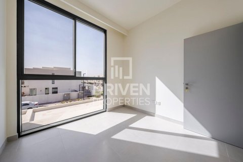 Villa in The Valley, Dubai, UAE 3 bedrooms, 174 sq.m. № 684083 - photo 12