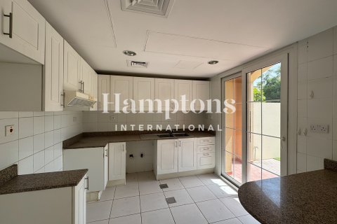 Maison de ville à The Springs, Dubai, EAU: 2 chambres, 157.006 m2 № 714996