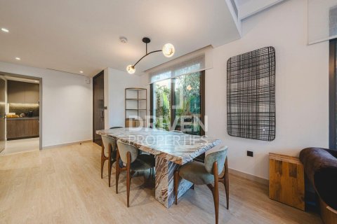 Vilë në Tilal Al Ghaf, Dubai, Emiratet e Bashkuara Arabe 4 dhoma gjumi, 247.12 m2. № 746908 - Foto 10
