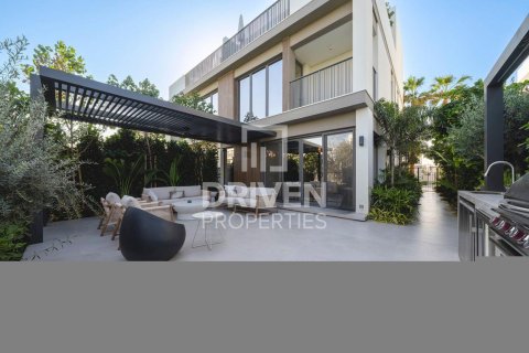 Vilë në Tilal Al Ghaf, Dubai, Emiratet e Bashkuara Arabe 4 dhoma gjumi, 247.12 m2. № 746908 - Foto 19