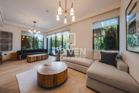 Villa asukohaga Tilal Al Ghaf, Dubai, AÜE: 4 magamistoaga, 247.12 m² Nr 746908