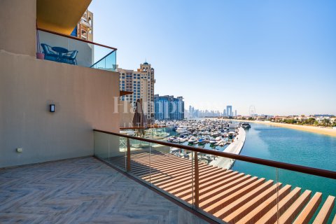 Apartamento para arrendamento em Palm Jumeirah, Dubai, EAU 1 quarto, 102.86034354 m2 № 651213 - foto 1