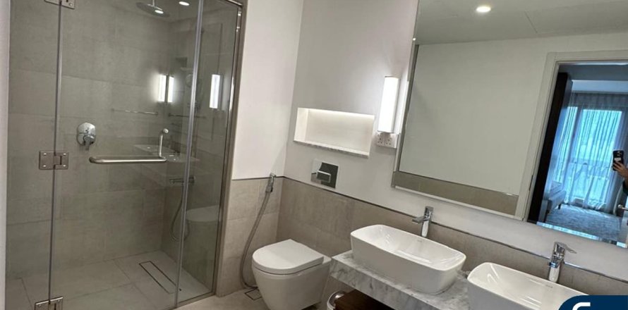 Lakás itt: Umm Suqeim, Dubai, EAE, 2 hálószoba, 125 m², azonosító: 668610