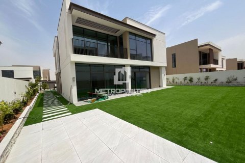 Villa te huur in Al Furjan, Dubai, VAE 4 slaapkamers, 398 vr.m., nr 664882 - foto 2