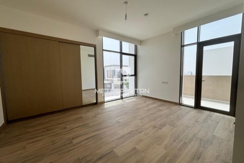 Villa te huur in Al Furjan, Dubai, VAE 4 slaapkamers, 398 vr.m., nr 664882 - foto 11