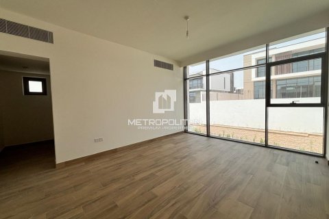 Villa te huur in Al Furjan, Dubai, VAE 4 slaapkamers, 398 vr.m., nr 664882 - foto 12