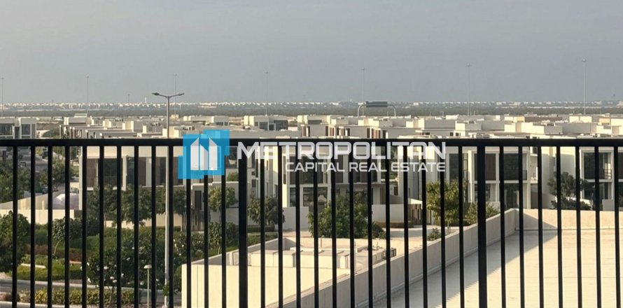 Квартира в Абу-Даби, ОАЭ 2 спальни, 240.8м2 № 651696