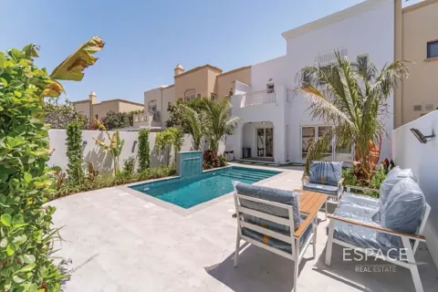 Vila u The Springs, Dubai, UAE 3 spavaćih soba, 228 m2 Br. 737914 - fotografija 1