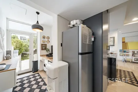 Kuća u nizu u Al Furjan, Dubai, UAE 3 spavaćih soba, 292 m2 Br. 737912 - fotografija 6