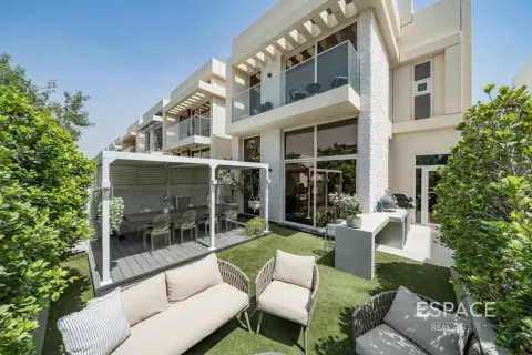 Kuća u nizu u Al Furjan, Dubai, UAE 3 spavaćih soba, 292 m2 Br. 737912 - fotografija 1