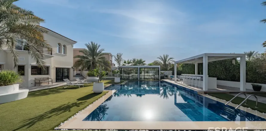 Vila u Arabian Ranches, Dubai, UAE 419 m2, 5 spavaćih soba Br. 737911