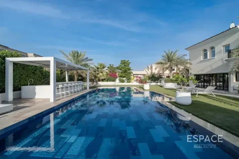 Vila u Arabian Ranches, Dubai, UAE 5 spavaćih soba, 419 m2 Br. 737911 - fotografija 19