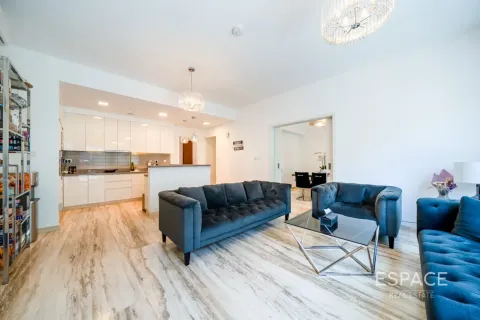 Kuća u nizu u Dubai, UAE 4 spavaćih soba, 218 m2 Br. 737913 - fotografija 3