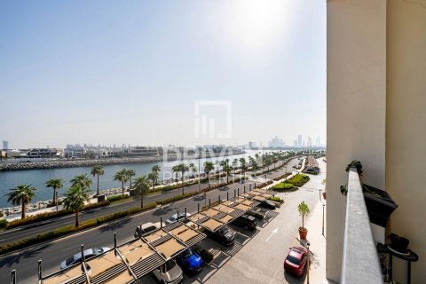 Apartment in Jumeirah, Dubai, UAE 2 bedrooms, 114 sq.m. № 654859 - photo 3