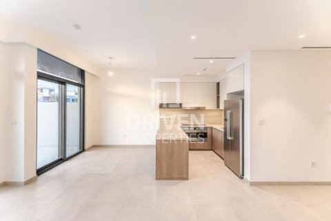 Villetta a schiera in affitto a Mudon, Dubai, EAU 3 camere da letto, 205 mq. № 654861 - foto 5