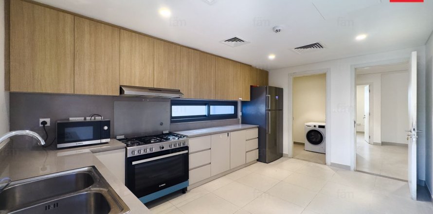 Vila u Dubai, UAE 191.7 m2, 4 spavaćih soba Br. 647906