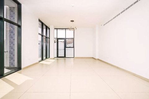 Al Heerah、Sharjah、UAE にあるマンションの賃貸物件 3ベッドルーム、239.13 m2、No751086 - 写真 4