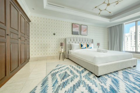 Apartament de închiriat în Jumeirah Beach Residence, Dubai, EAU 4 dormitoare, 548.4 mp. №751084 - poză 13