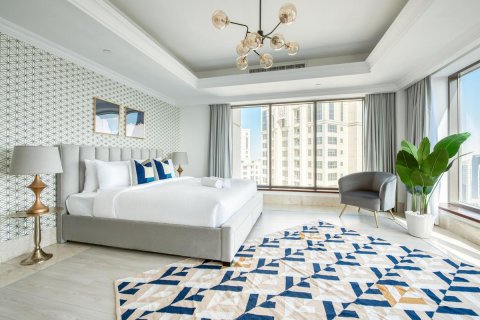 Apartament de închiriat în Jumeirah Beach Residence, Dubai, EAU 4 dormitoare, 548.4 mp. №751084 - poză 12